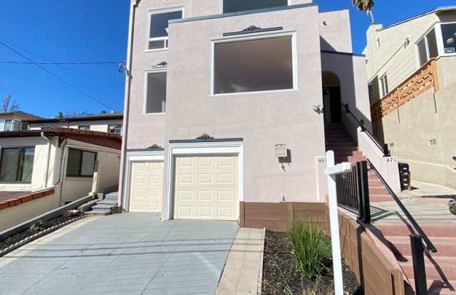 2 Bed 1 Bath Duplex W/ Garage photos photos 2 Bed 1 Bath Duplex W/ Garage photos photos