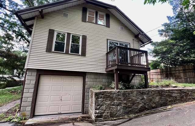 51 Alger Avenue photos photos