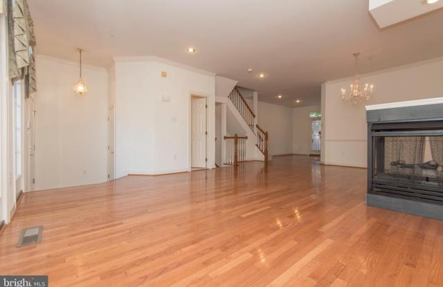 22 CALABASH CT Gallery 3