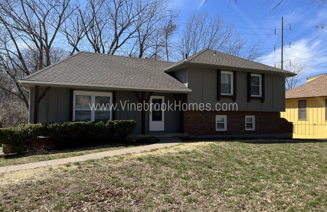 6024 Woodside Ave - 6024 Woodside Avenue, Kansas City, MO 64133
