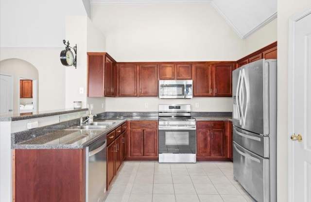 9294 S FAIRMONT Cir Gallery 4