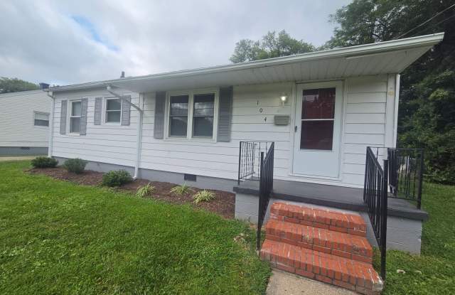 3 bedroom/ 1 bathroom- Greenwood Farms Gallery 4