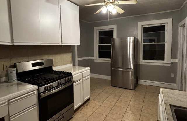 448 Hillside Avenue unit: 2 photos photos 448 Hillside Avenue unit: 2 photos photos