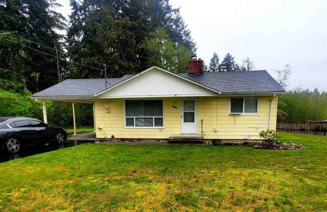 2 Bdrm, 1 bath, 832sf home in Spanaway $1795 - 17120 Spanaway Loop Road South, Spanaway, WA 98387