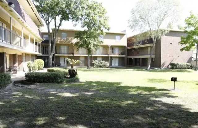 Cleary Pointe Apartments Gallery 1