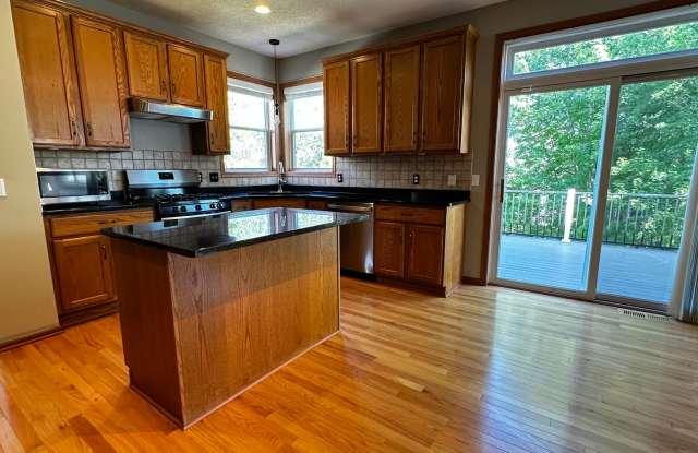 Plymouth Single Family Home, Dedicated Office, Deck, 2 Car Garage, Avail End of Aug/September Gallery 3
