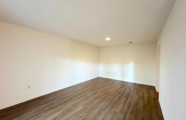 4659 LOGSDON Drive Gallery 2
