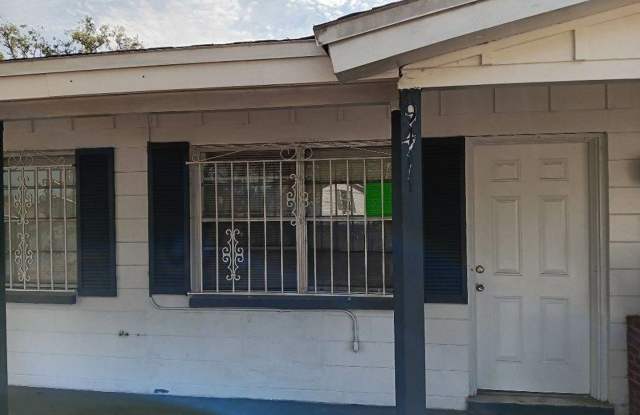 9409-9411 N 9th Street, Tampa, FL 33612 photos photos
