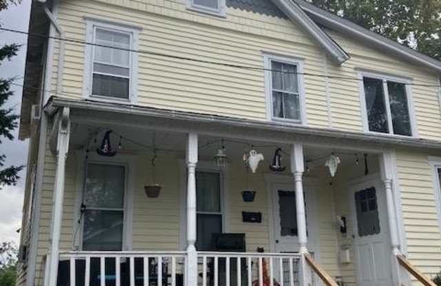 167 Maple Avenue photos photos