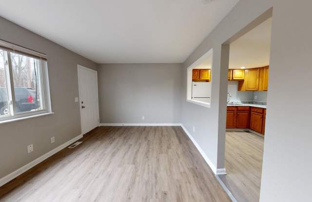 Elyria - updated two floor townhouse, 2 bed/1bath. Gallery 1
