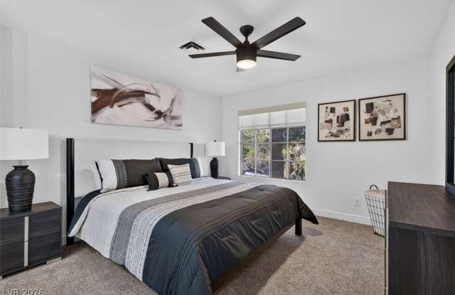 4724 Nara Vista Way Gallery 3