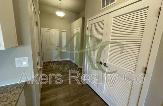 2403 Sunrise Ln Gallery 3