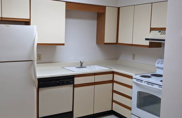 Howell Oaks photos photos