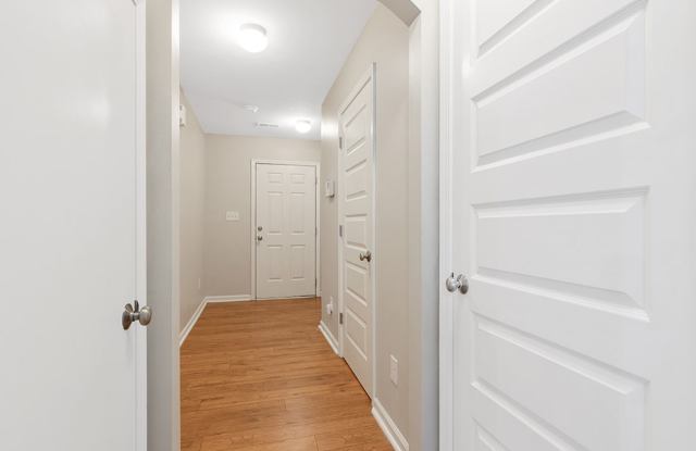 Great Home with Fenced Yard! Gallery 4
