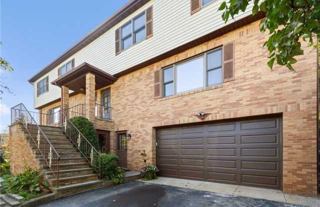 52 Highland Avenue Gallery 2
