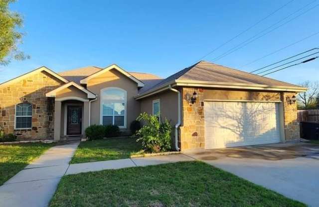 114 Alazan Drive photos photos