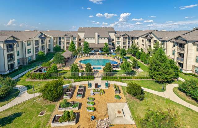 Alders at Rockwall - 62+ active adult community Gallery 2