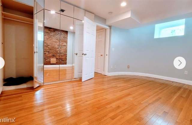 ALL Utilities Included (Except Wifi) 2 Parking Spots Included, Laundry in Unit photos photos