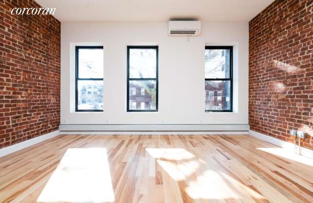 479 East New York Avenue Gallery 2