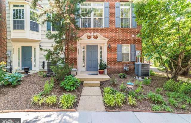 5807 PEARSON Lane Gallery 2