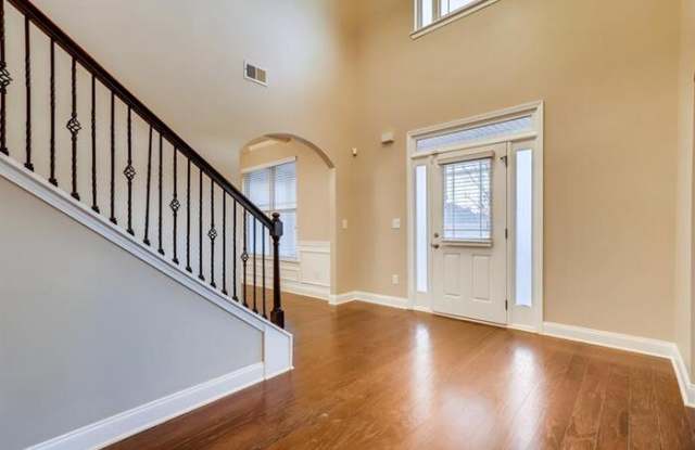175 Seawright Drive Gallery 2