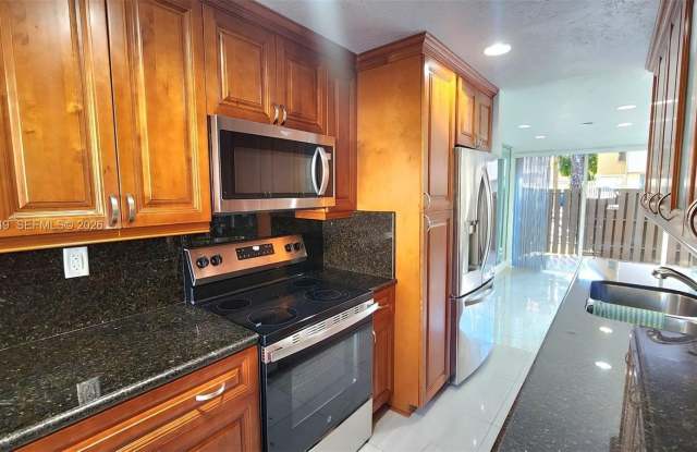 841 NW 81st Ave photos photos