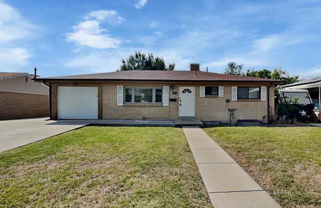 8012 Stuart Place - 8012 Stuart Place, Westminster, CO 80031