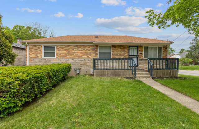 COLLEGE HILL- amazing 3 bedroom, 1.5 bathroom in an amazing neighborhood with attached garage! photos photos