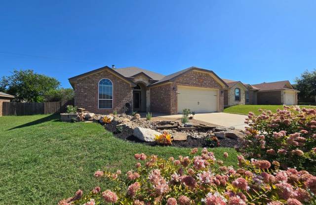 AVAILABLE NOW! - 2809 Montague County Drive, Killeen, TX 76549 AVAILABLE NOW! - 2809 Montague County Drive, Killeen, TX 76549