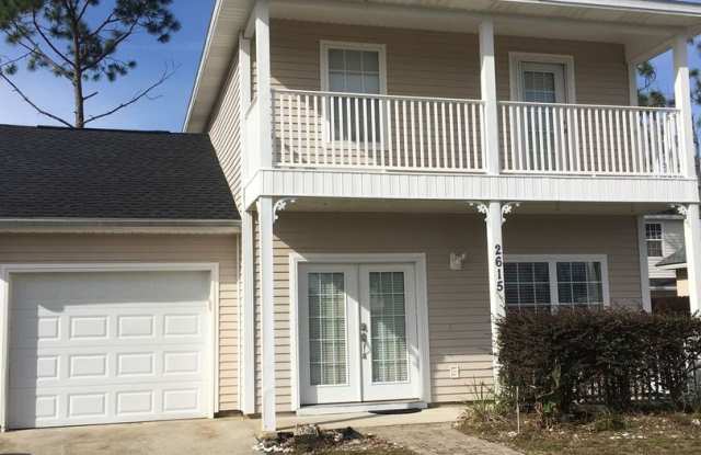 Charming 2 Story Home in a Quiet Neighborhood! *1/2 Off Security Deposit for Active-Duty Military!!* photos photos
