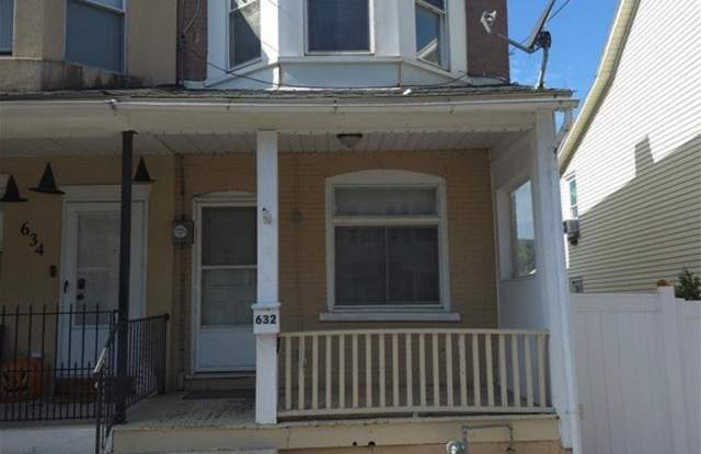 632 Ontario Street Gallery 1