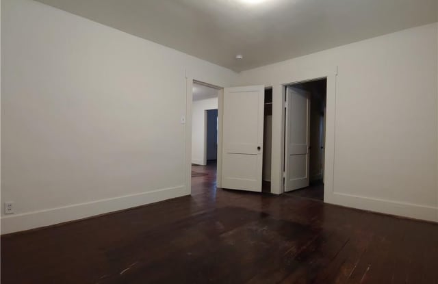 228 South Noble Gallery 4