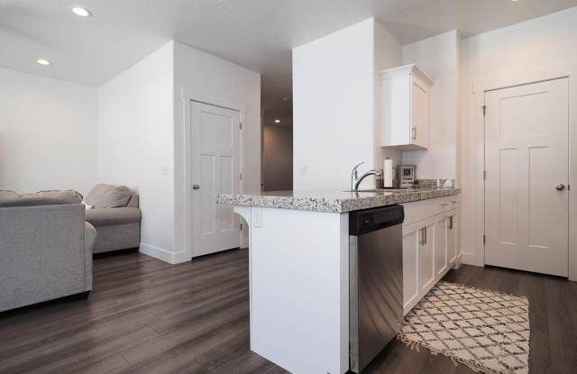 7229 RED CLOVER WAY Gallery 3