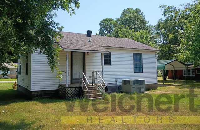 Cozy 2 Bed, 1 Bath Home Gallery 3