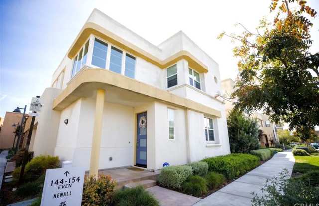 144 Newall Gallery 2