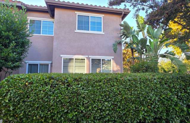 Beautiful and Charming 3 Bedroom 2.5 Bath in Newbury Park Gallery 3