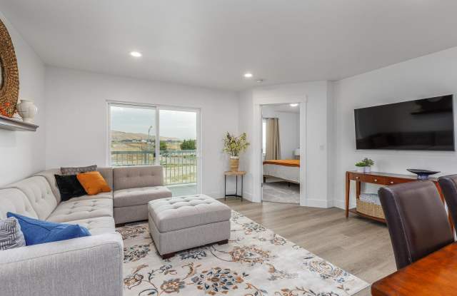Great West Richland Location photos photos