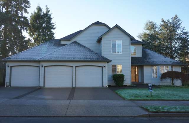 Beautiful 4 Bed Home in Wildwood Estates for Lease - 12507 SE 24th St photos photos