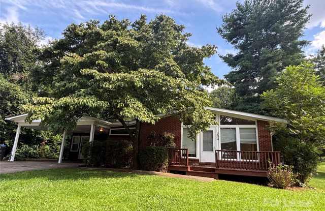 724 Oakdale Drive photos photos