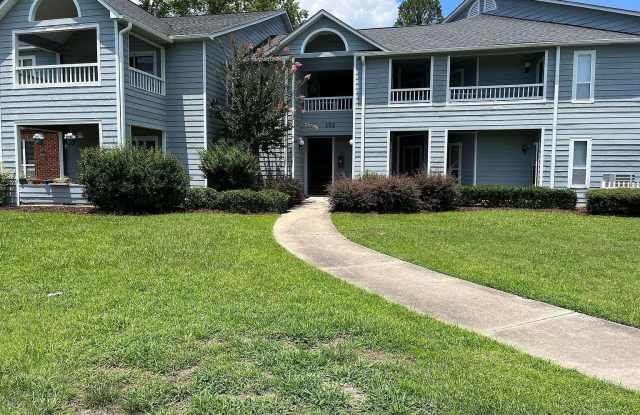 102 Breezewood Drive photos photos 102 Breezewood Drive photos photos