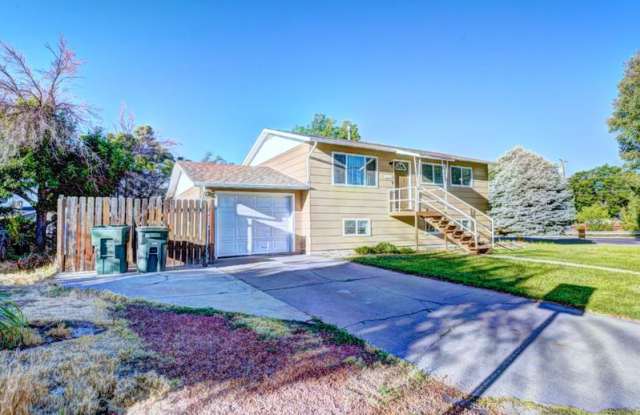 2801 Hall Ave photos photos