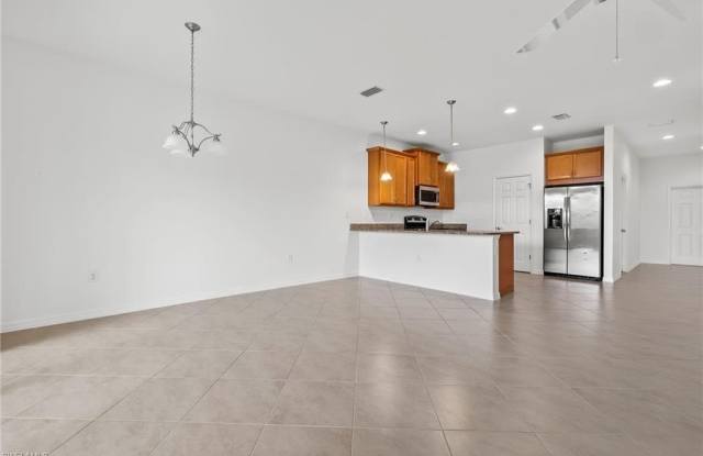 10818 Alvara Way Gallery 3