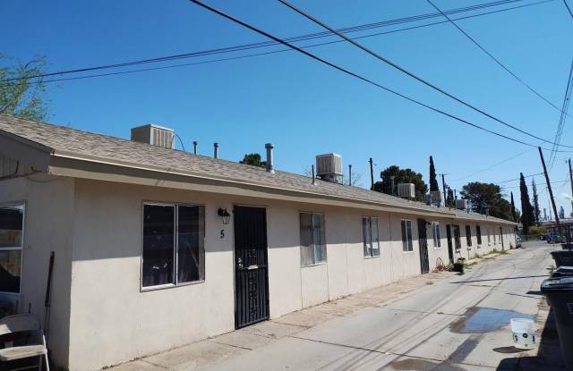 187 N Awbery Street unit: 2 photos photos