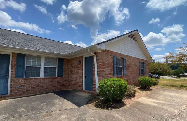 PRE LEASING AUGUST 2026! photos photos