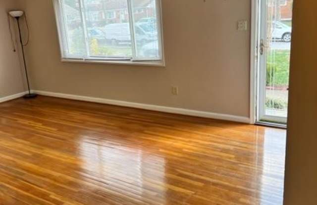 6509 DORSET DRIVE Gallery 2