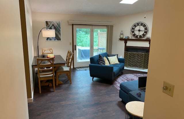 4031 Berrybush Drive Gallery 3