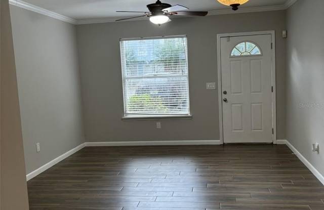 7621 COLONIAL COURT Gallery 2
