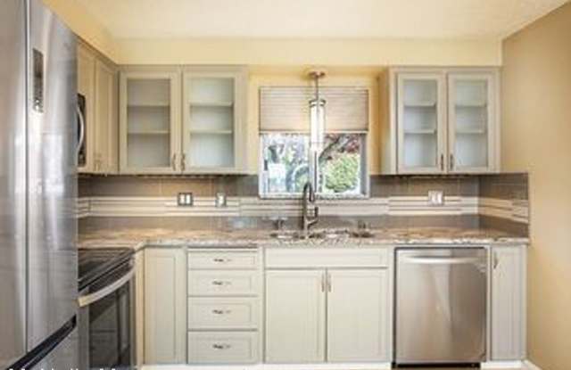 7710 19th Street Ct. W Gallery 3