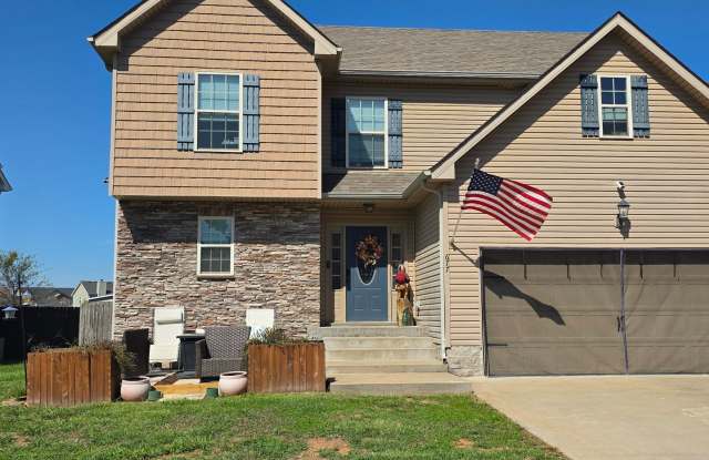 Pick Your Own Move-In Special! - 677 Fox Hound Drive, Clarksville, TN 37040