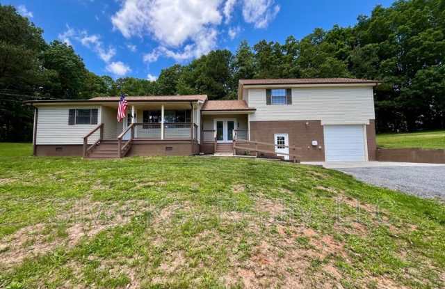 1719 Reed Road photos photos